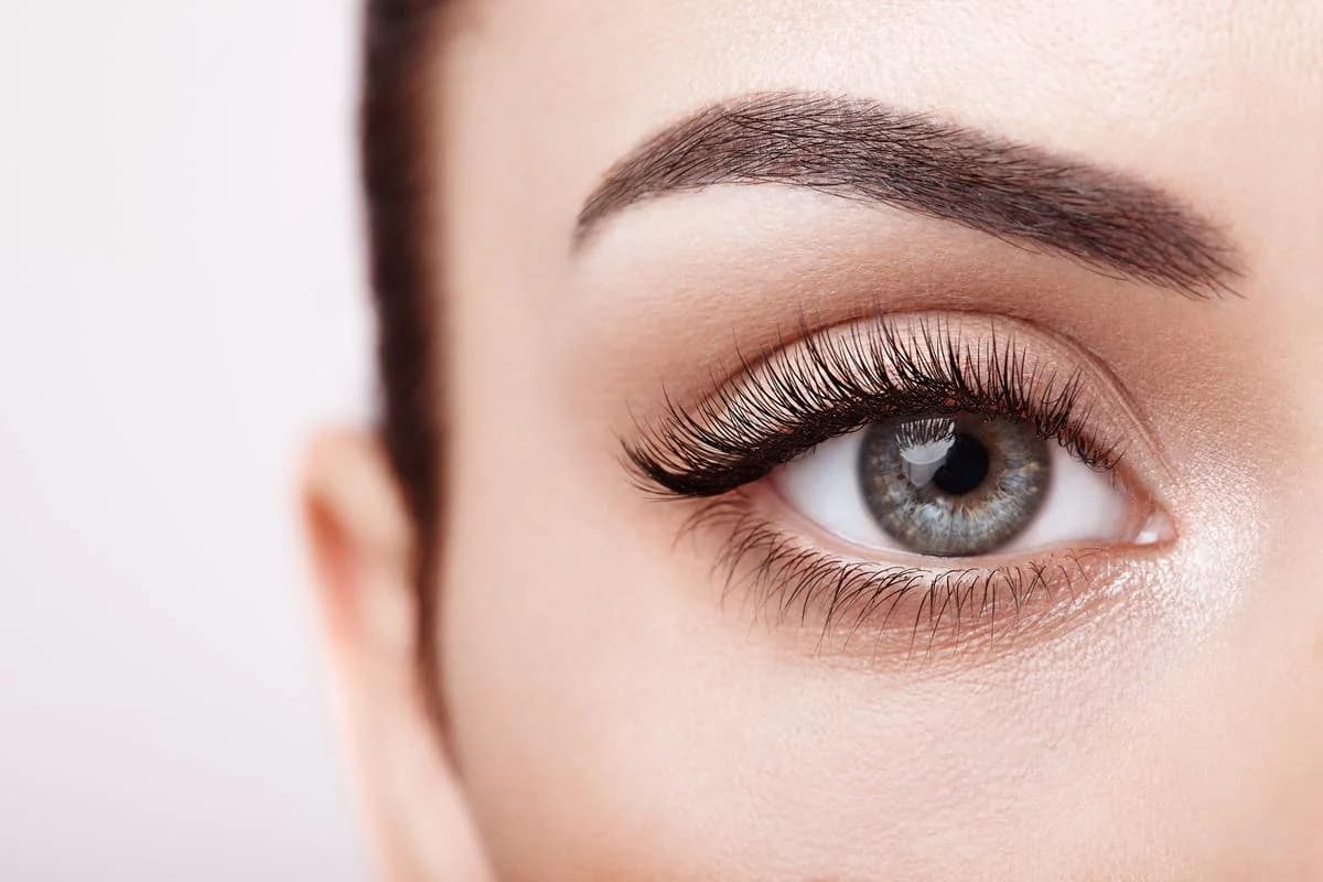 Mega Volume eyelash extensions in Geneva