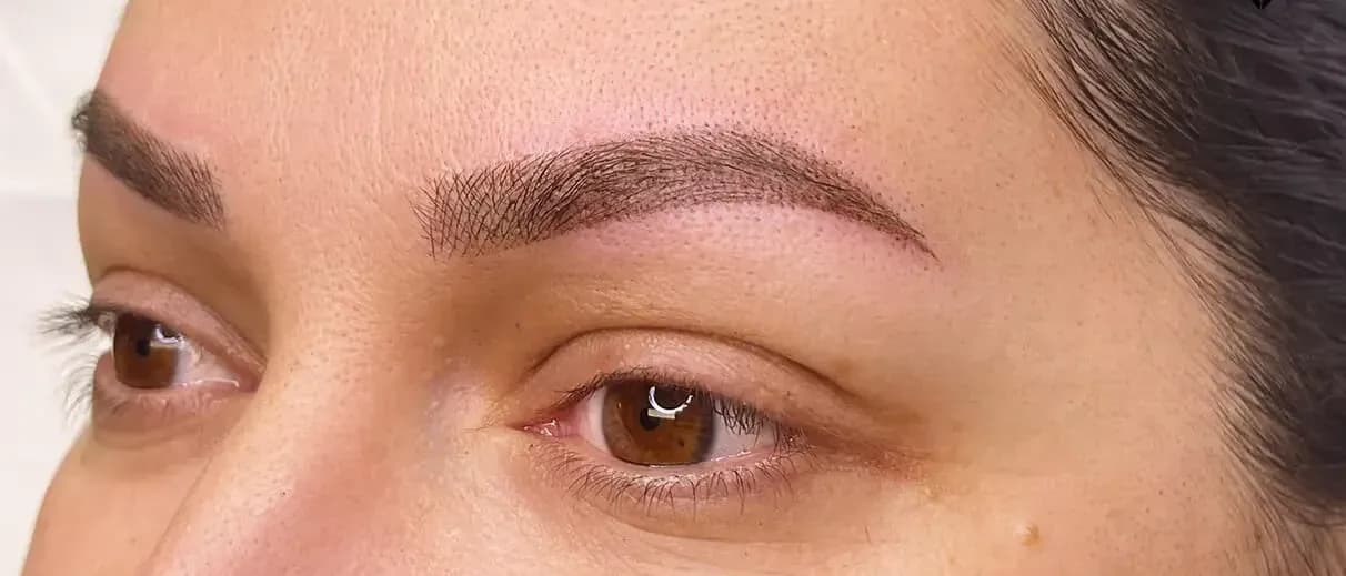 Améliorez votre beauté avec des Combo Brows chez Beauty Art Pro
